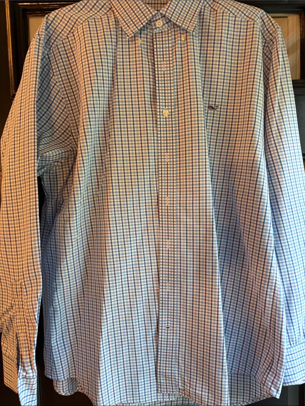 Vineyard Vines Blue White & pink Plaid Button-Down Shirt. 100% cotton stretch.